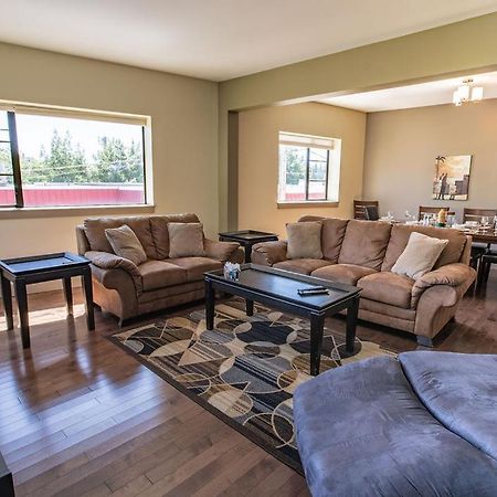 Selkirk Snug By Revelstoke Vacations Διαμέρισμα Εξωτερικό φωτογραφία